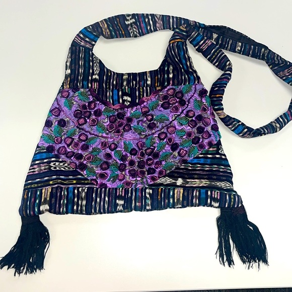 Bohemian tapestry like crossbody / shoulder bag with lavender embroidery OS - Picture 1 of 11